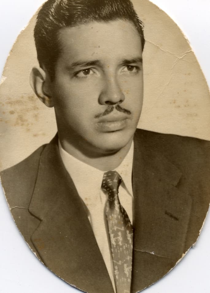Dr. Jesús Estudillo López